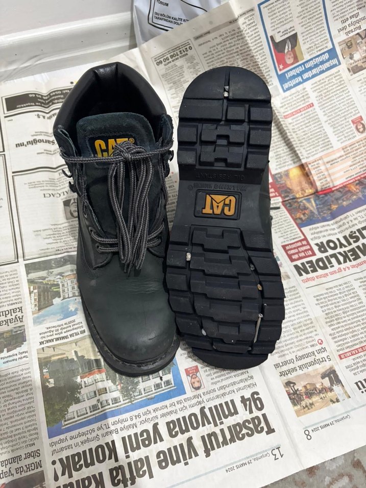 Siyah Yüksek Topuklu Çift Tokalı Kadın Botu - Görsel 3