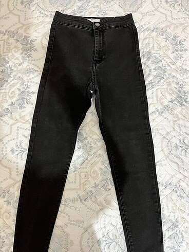 36 Beden siyah Renk BERSHKA JEANS PANTOLON SLİM FİT