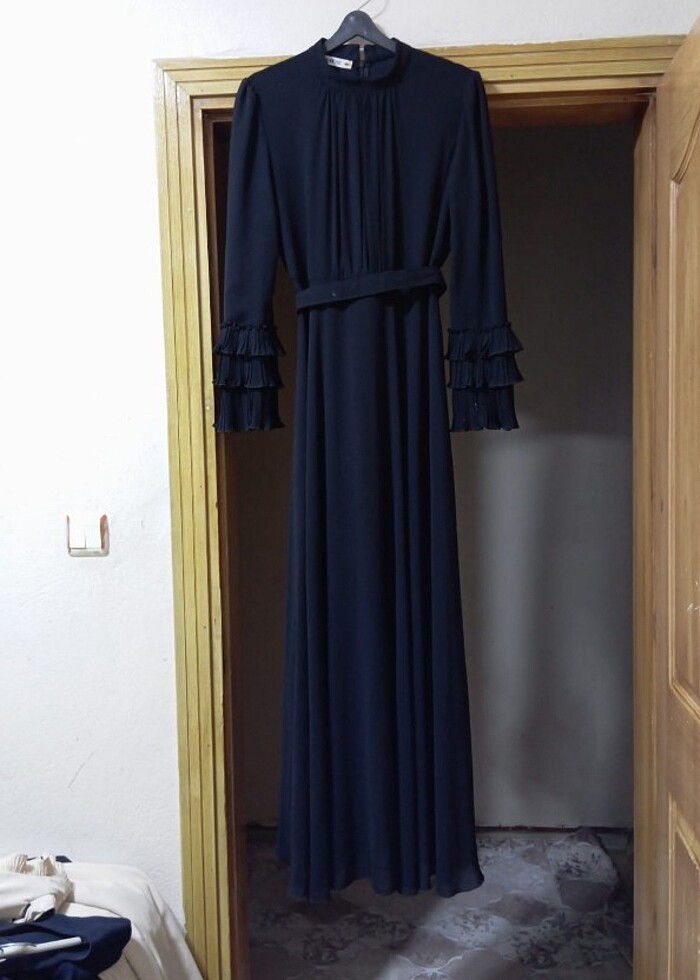 Şık abiye elbise - Görsel 4