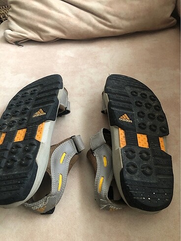 37 Beden gri Renk Adidas sandalet
