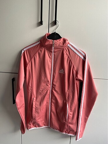 Adidas ceket.