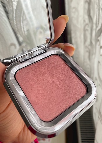 Kiko Unlimited Blush 11 Bright Rose Gül kurusu allık - Görsel 4