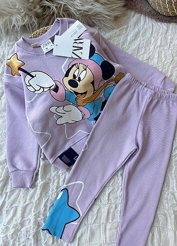5 Yaş Beden ZARA Mickey Baskılı simli takım