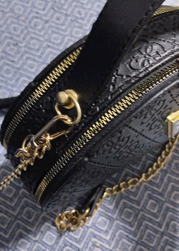 Guess Guess Siyah Deri Fermuarlı Kadın Clutch Canta