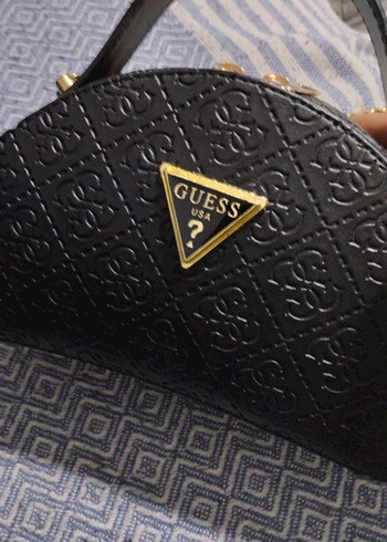 Guess Siyah Deri Fermuarlı Kadın Clutch Canta