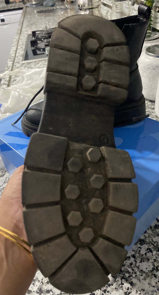 Siyah Deri Görünümlü Bağcıklı Bot — görsel 5/7