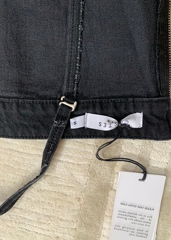 Siyah Bantlı Mini Denim Crop Top - Görsel 4