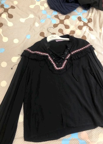 Kadın Siyah Nakışlı Uzun Kollu Bluz - Görsel 2