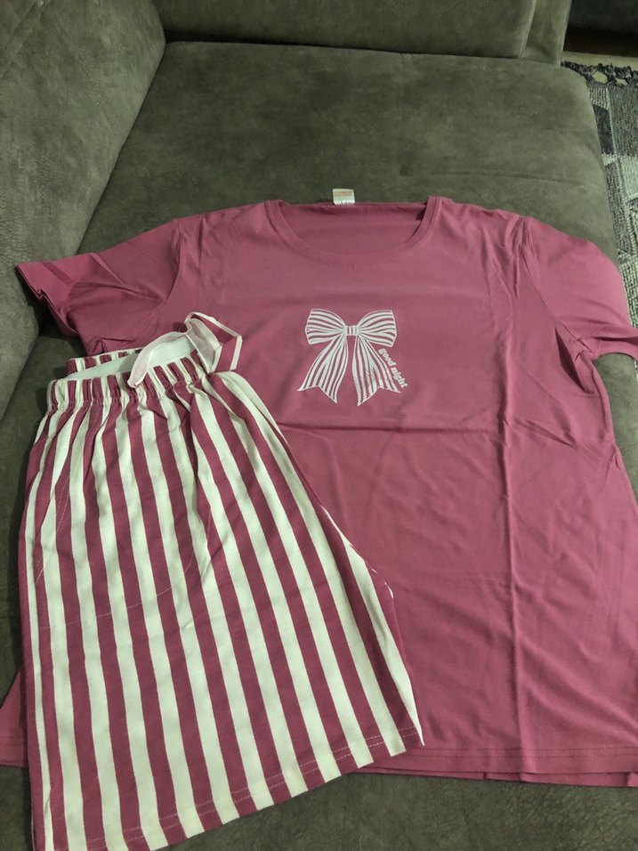 Kısa Kollu Baskılı Pijama Takımı - Görsel 3