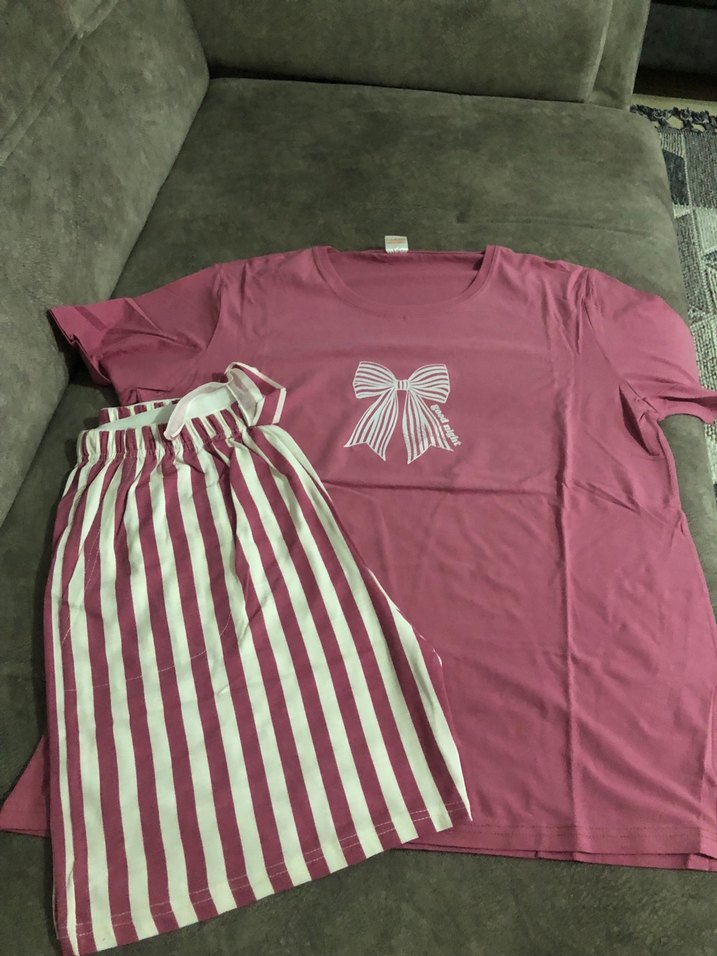 Kısa Kollu Baskılı Pijama Takımı - Görsel 2