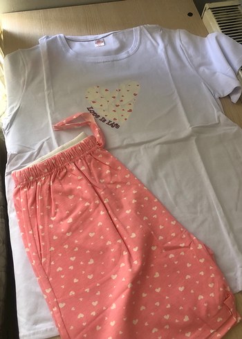 Pembe Kalpli Mini Kısa Kollu Kadın Pijama Takımı - Görsel 4