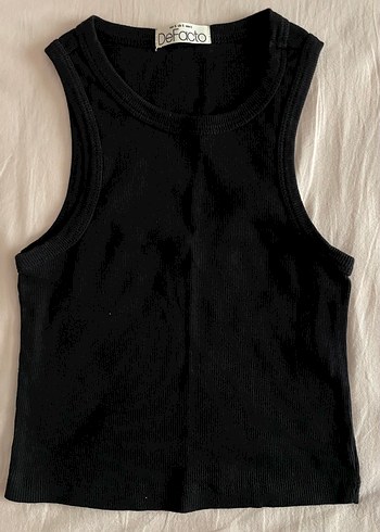 Defacto Siyah Yuksek Yakali Kolsuz Crop Top
