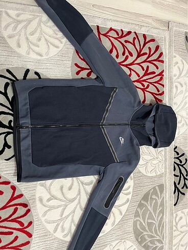 Nike tech fleece