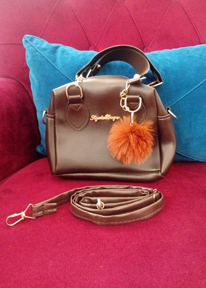 Ponponlu kol çantası - Görsel 3