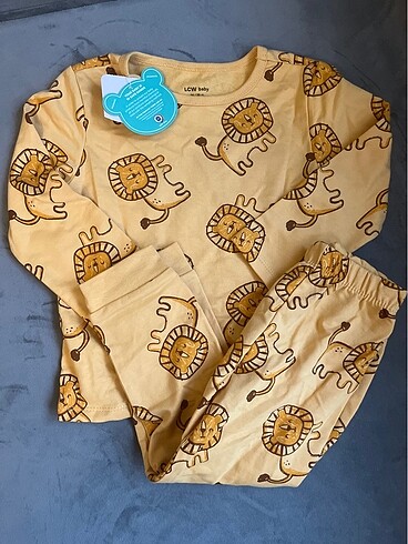 Bebek pijama takımı