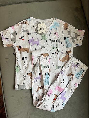 LC Waikiki Kız çocuk pijama takımı