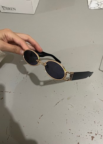 Diğer Zincir Detaylı Koyu Altın Kadın Gözlüğü