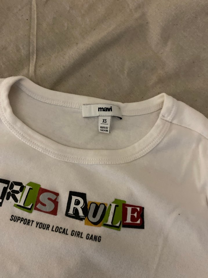 Beyaz Kısa Kollu Baskılı Kadın Tişört - Görsel 3