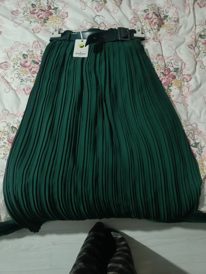 Kadın Kemerli Piliseli Uzun Yeşil Etek - Görsel 2