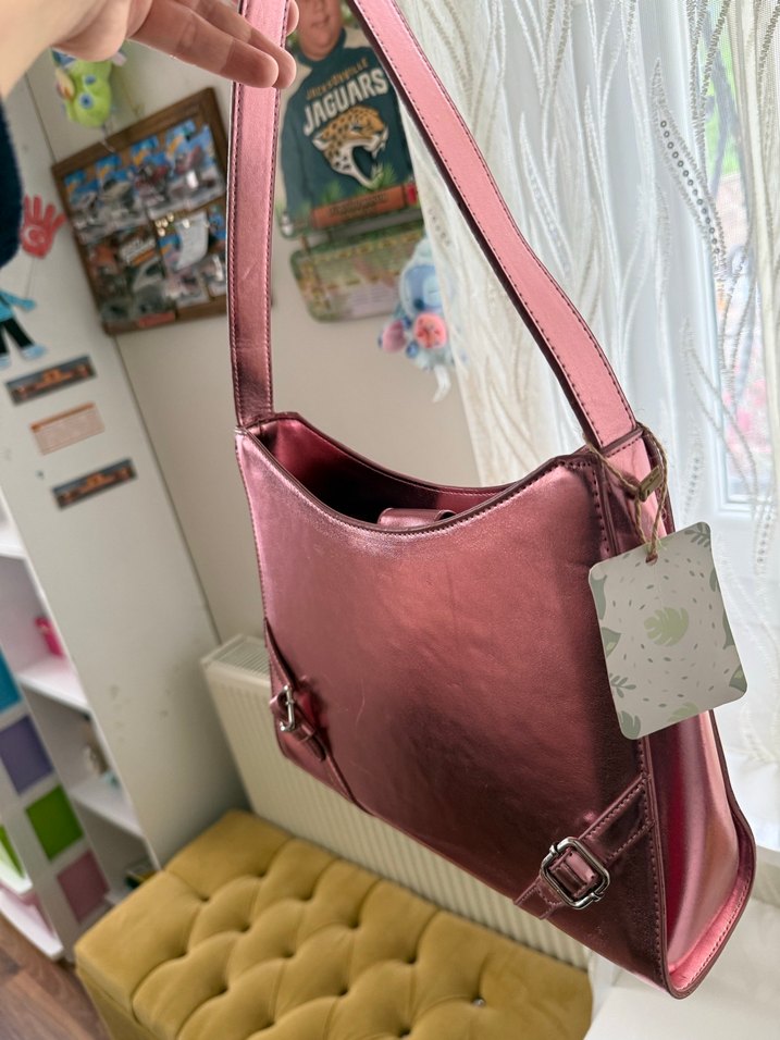 Parlak Pembe Deri Kadın Çanta - Görsel 2