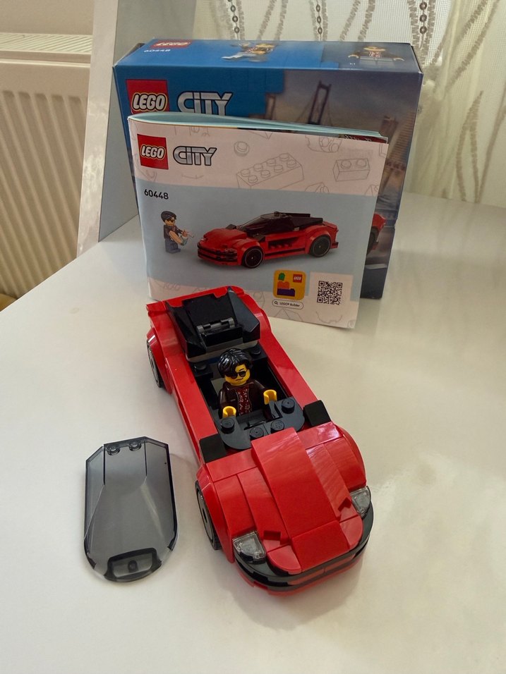 Kırmızı LEGO City Spor Araba Seti - Görsel 2