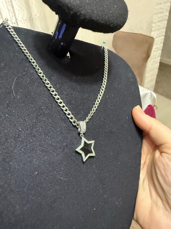 Gri Zincirli Yıldız Kolye - Görsel 2