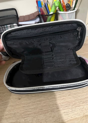 Çok Bölmeli Çocuk Kalem Kutusu - Mickey Tema - Görsel 2