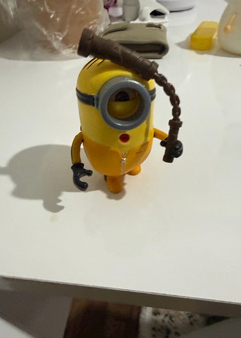 Sarı Minyon Figürü