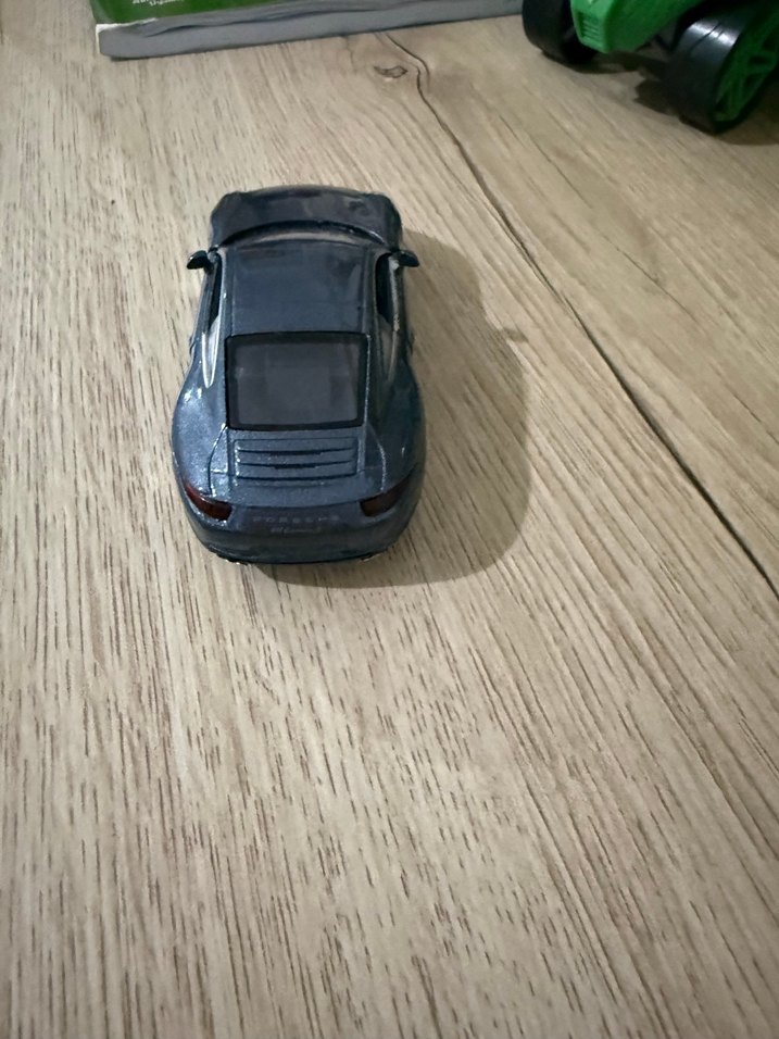 Koyu Gri Kapı Açılır Oyuncak Araba - Görsel 3