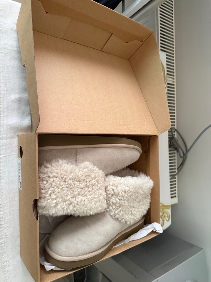 Pegia Beyaz Kürklü Bot - Görsel 3