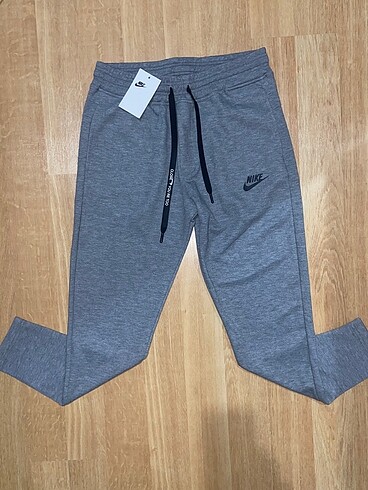 Nike Alt Eşofman