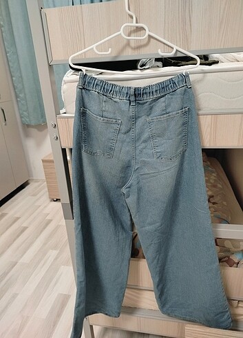 m Beden mavi Renk Bershka pantolon