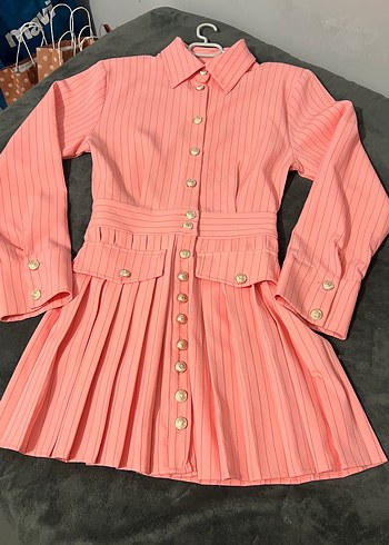 Düğmeli Pembe Çizgili Mini Elbise - Görsel 2