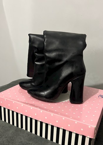Siyah Deri Dizüstü Bot - Görsel 2