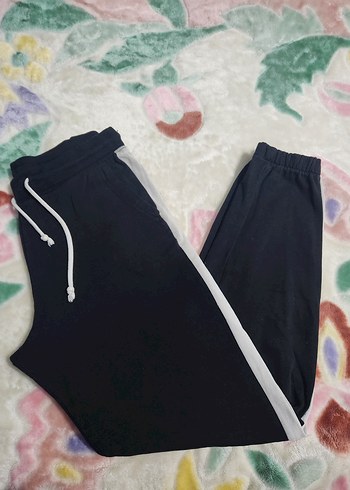 HM XS Beden Siyah Eşofman Altı. - Görsel 2