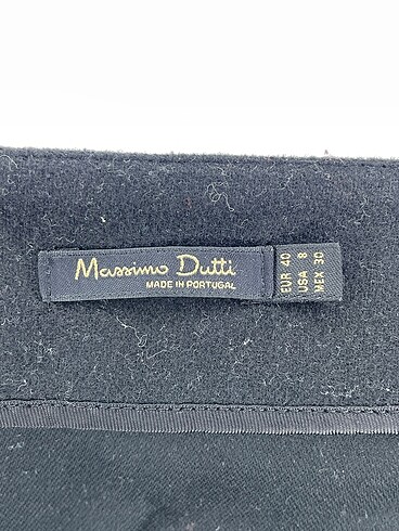 40 Beden siyah Renk Massimo Dutti Midi Etek %70 İndirimli.
