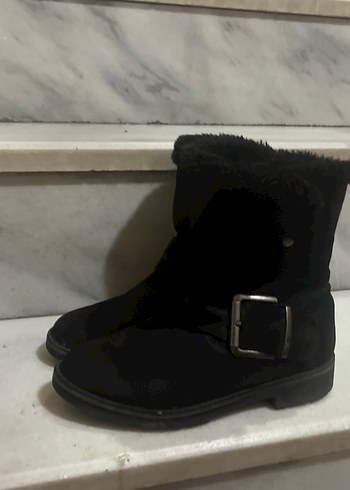 Bershka Siyah Suet Bilek Bot