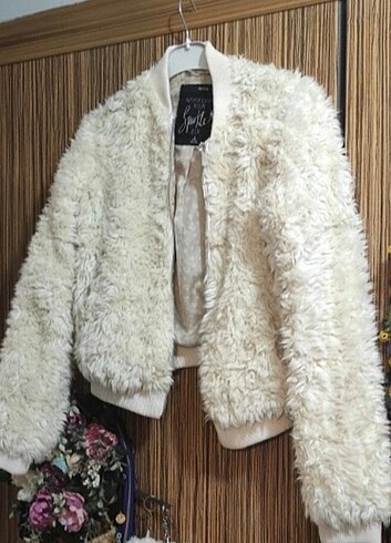 bershka peluş mont