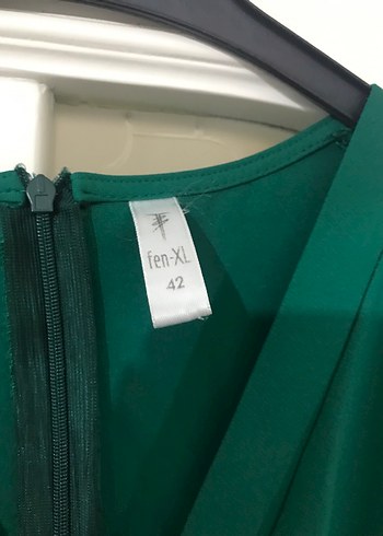 Uzun Yeşil İşlemeli Kadın Elbise - Görsel 5