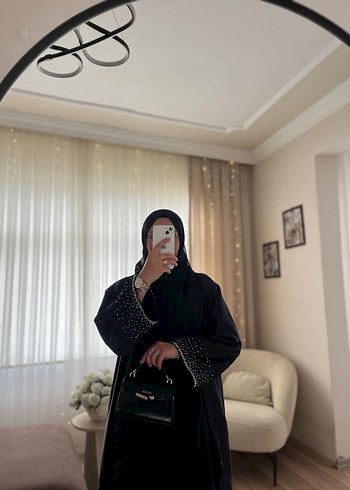 Nakış Detaylı Siyah abaya - Görsel 3