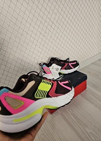 Rebok Spor Ayakkabı