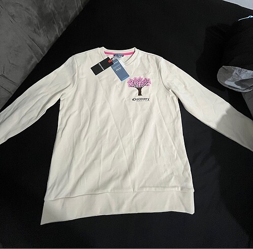 Discovery expedition sweatshirt