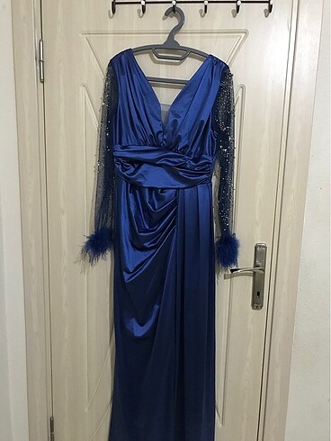 Abiye elbise kolları taşlı