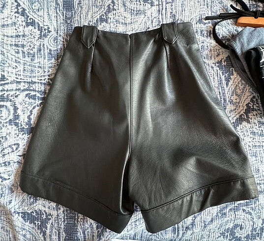 Diğer Suni Deri Yüksek Bel Gotik Şort