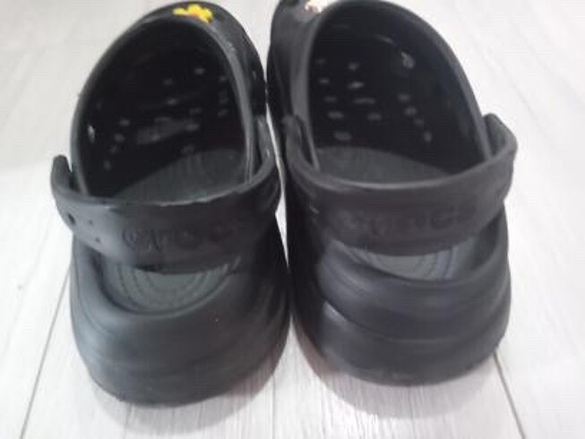 37 Beden siyah Renk Crocs Yüksek Taban Terlik