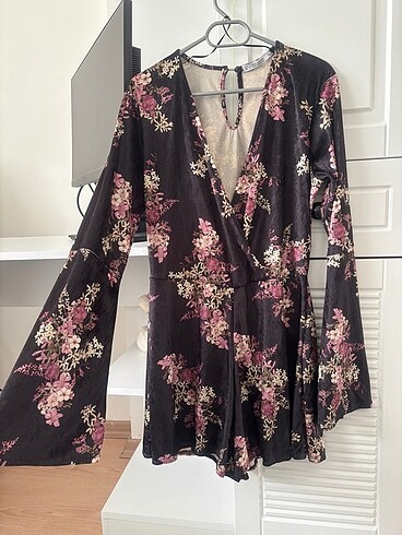 Pull & bear ispanyol kollu mini tulum
