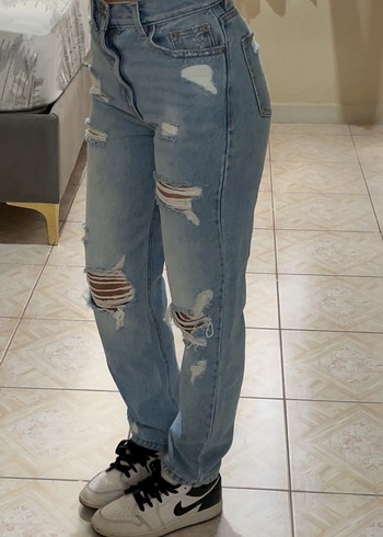 Açık Mavi Kadın Salaş Midi Denim Pantolon