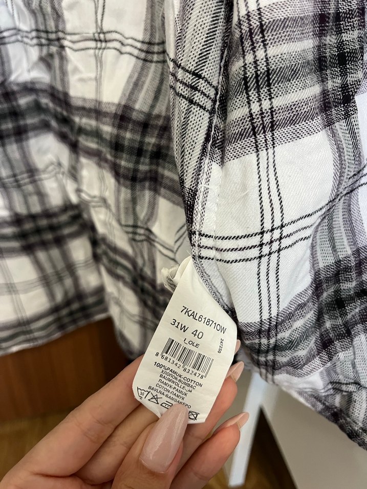 Kadın Gri Bağlama Desenli Gömlek - Görsel 3