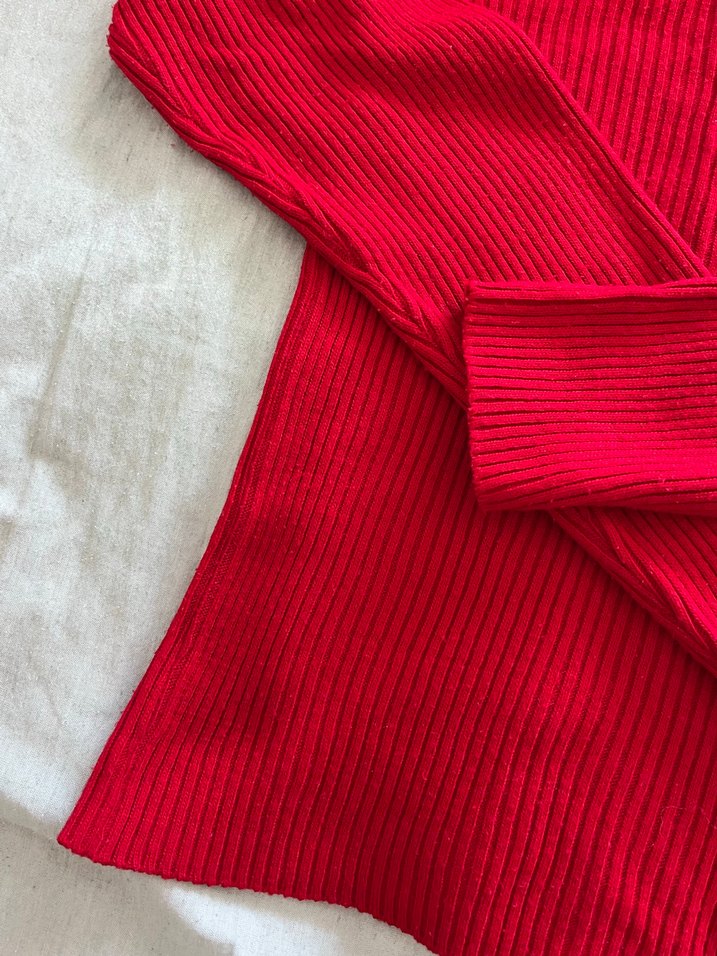 Kırmızı Boğazlı Kadın Triko Kazak - Görsel 2