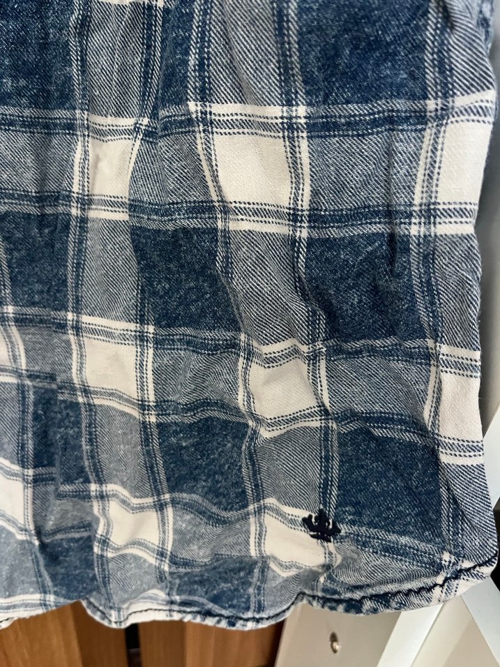 Düğmeli Uzun Kollu Mavi Kot Gömlek - Görsel 3